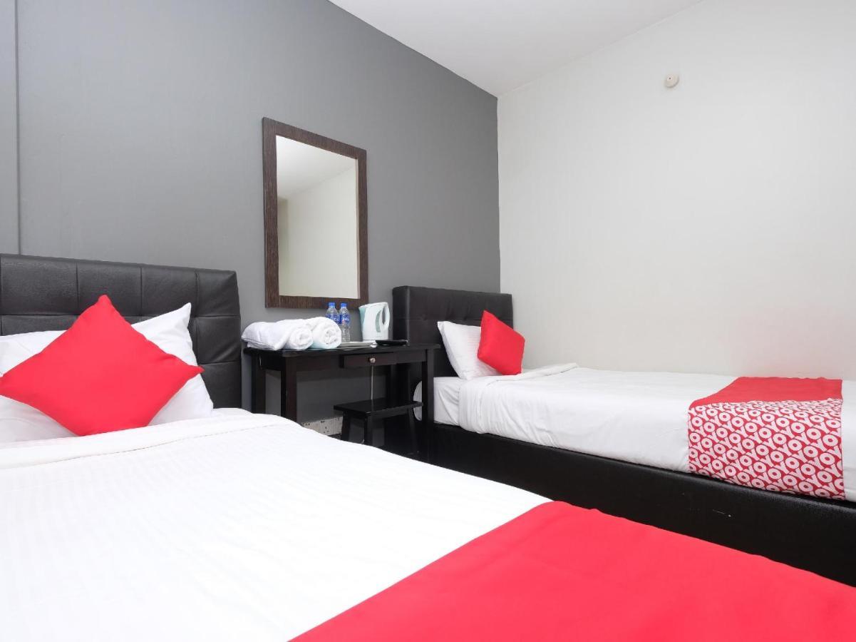 Elite Hotel Куантан Экстерьер фото